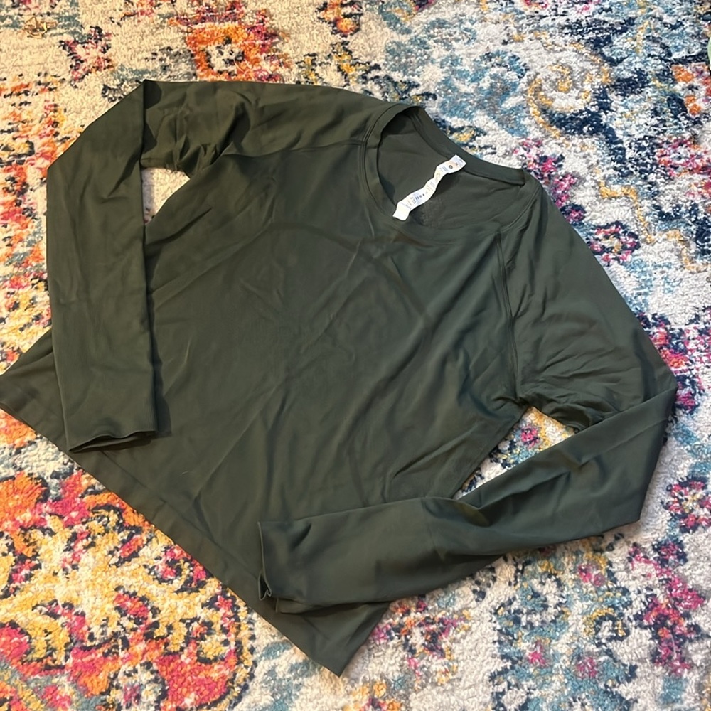 SOLD Lululemon Swiftly Long Sleeve Shirt